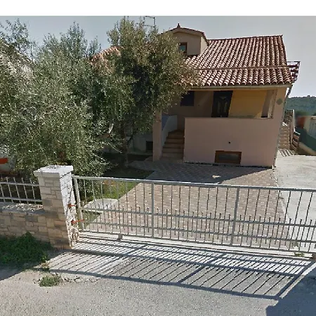 Nela 848 Pula