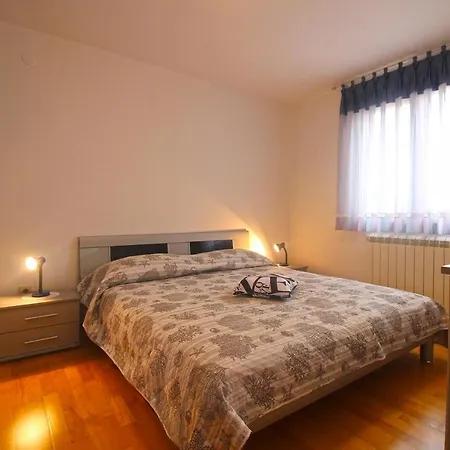 Appartement Nela 848 Pula
